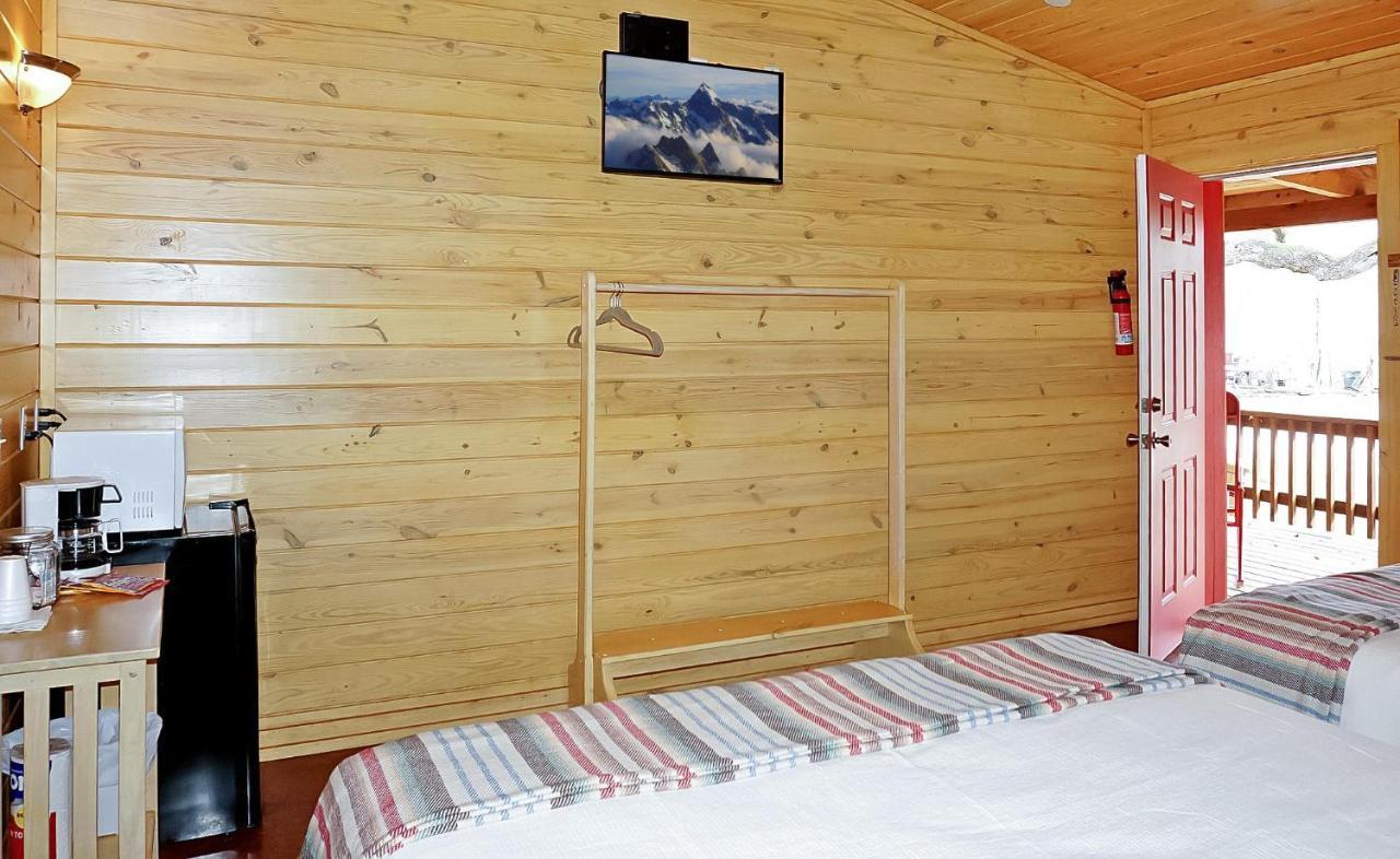 Wimberley Log Cabins Resort And Suites- Unit 6 外观 照片